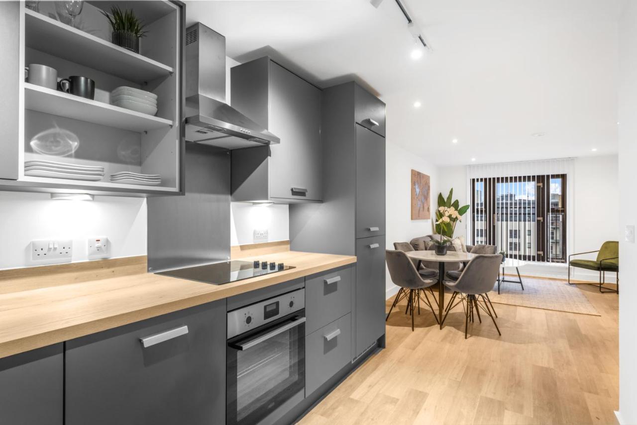 Exoticstay Apartments- 5* Elegant Luxury Centrally Located 2-Bedroom Apt Бірмінгем Екстер'єр фото