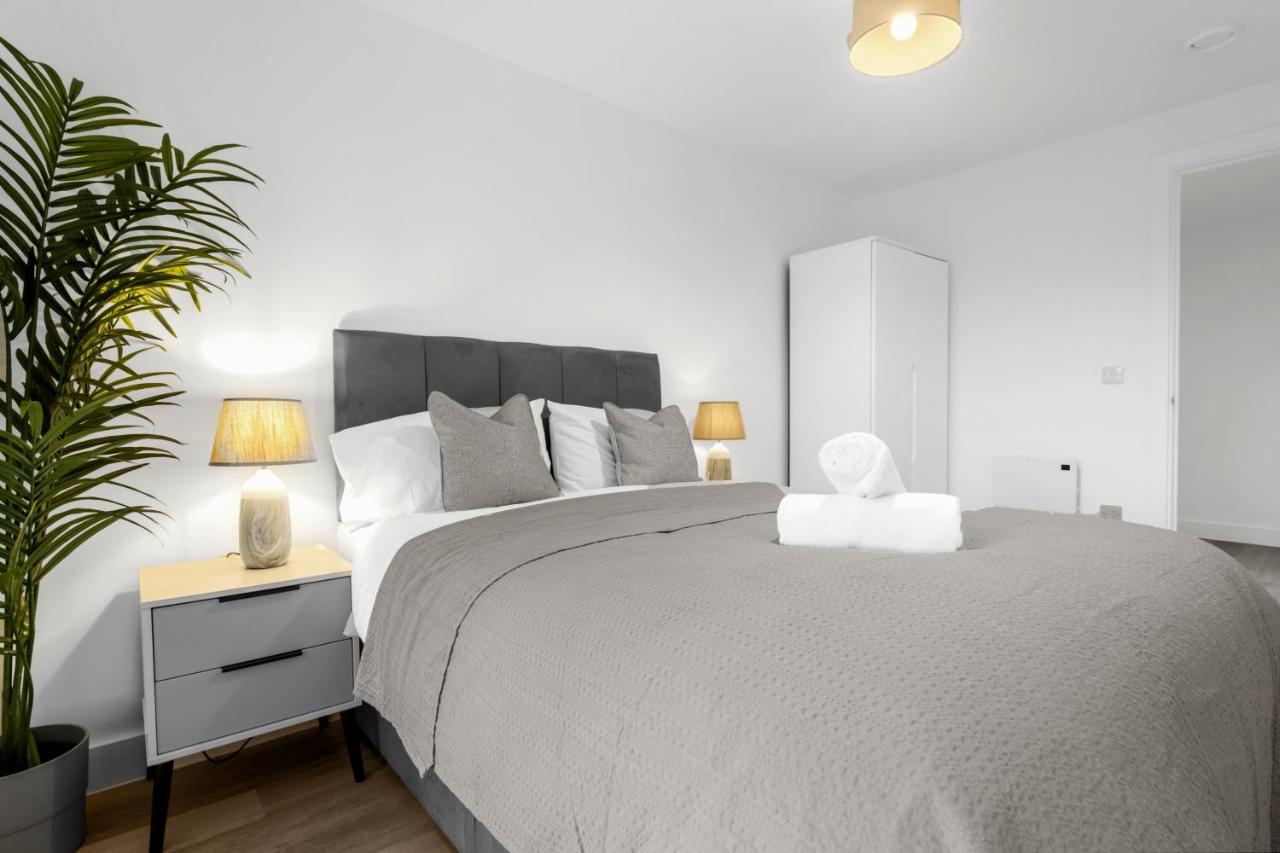Exoticstay Apartments- 5* Elegant Luxury Centrally Located 2-Bedroom Apt Бірмінгем Екстер'єр фото