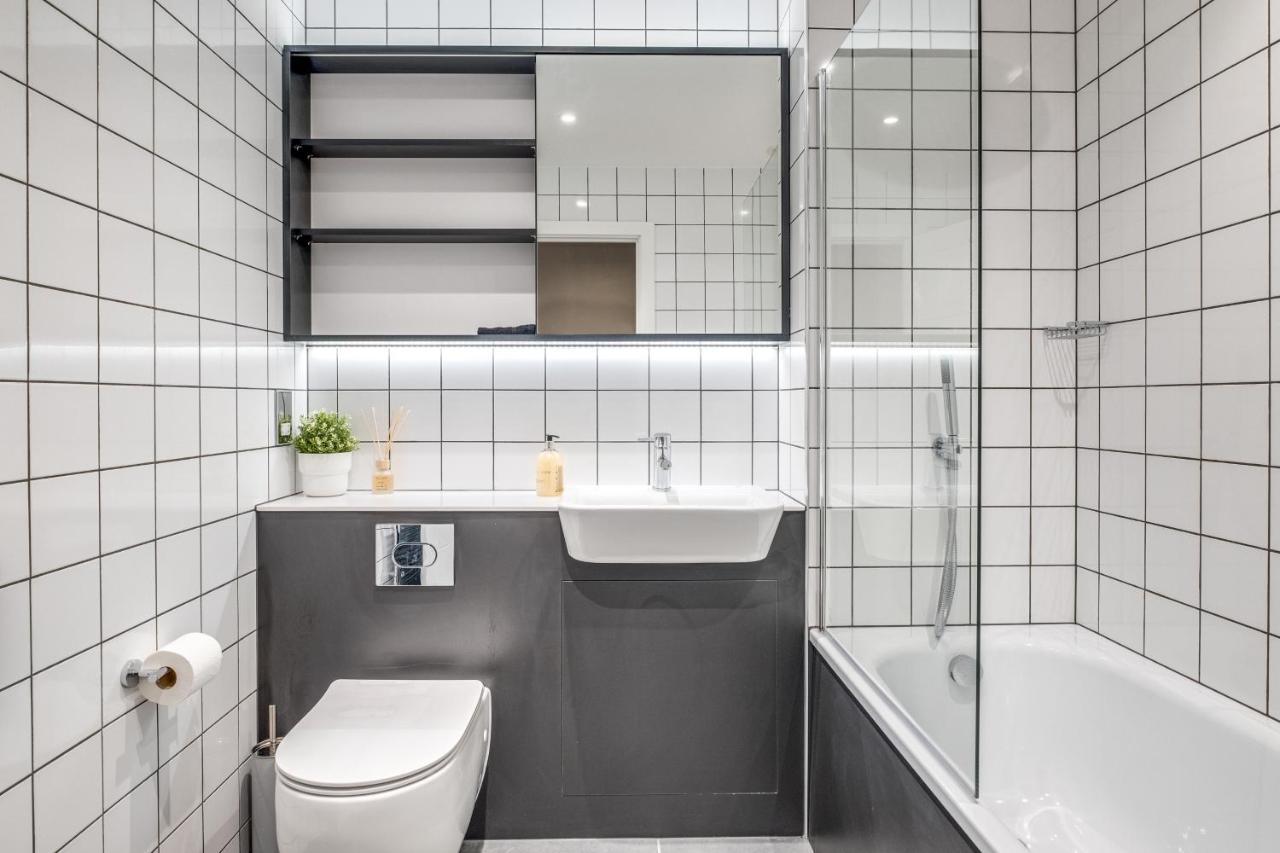 Exoticstay Apartments- 5* Elegant Luxury Centrally Located 2-Bedroom Apt Бірмінгем Екстер'єр фото